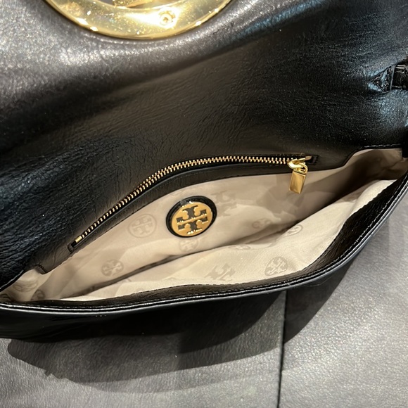 Tory Burch Reva Logo Black Crossbody Bag Gold Chain Leather Handbag w/ D… - Picture 5 of 8